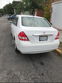 foto Nissan Tiida Sedan Comfort Aut Ac usado (2011) color Blanco precio $80,000