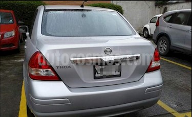 foto Nissan Tiida Sedan Custom Ac usado (2011) color Gris Plata precio $92,000