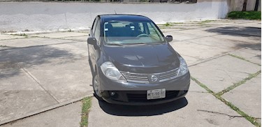 foto Nissan Tiida Sedan Emotion usado (2008) color Negro precio $65,000