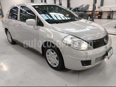 Nissan Tiida Sedan 4P SENSE TM6 A/AC. CD R-15 usado (2014) color Plata precio $99,000