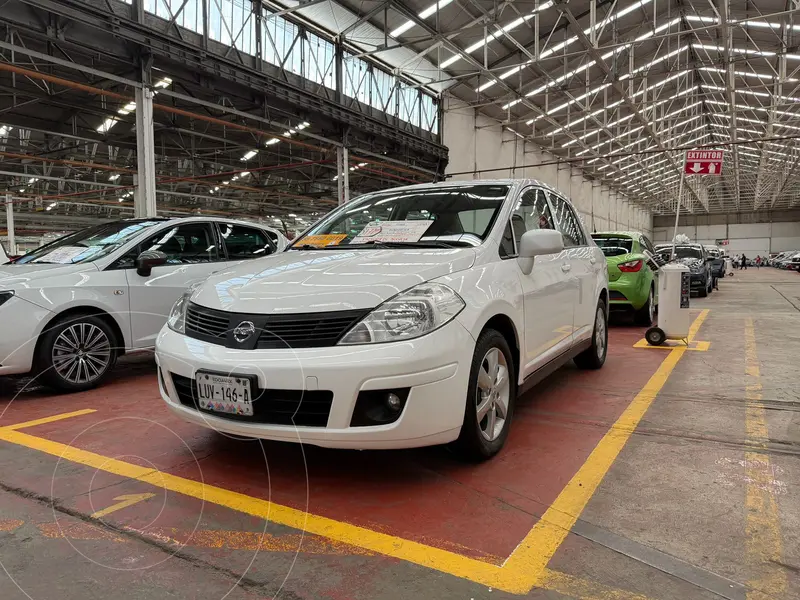 Foto Nissan Tiida Sedan Advance Aut usado (2018) color Blanco financiado en mensualidades(enganche $42,000 mensualidades desde $3,800)