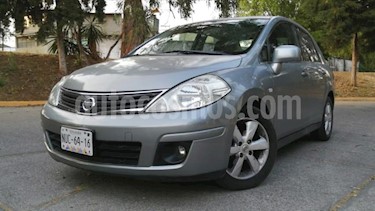 foto Nissan Tiida Sedan 4P EMOTION AT A/AC. VE BA CD ABS F NIEBLA RA-16 usado (2011) color Plata precio $99,000