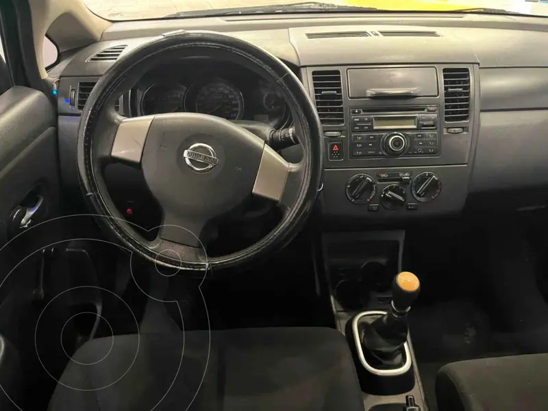 nissan tiida-sedan