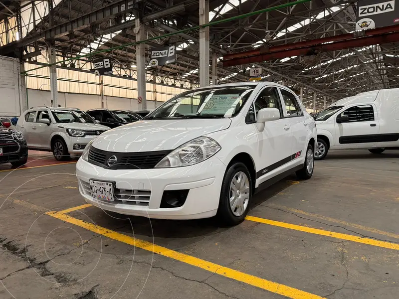 Foto Nissan Tiida Sedan Sense Aut usado (2018) color Blanco financiado en mensualidades(enganche $35,800 mensualidades desde $3,200)
