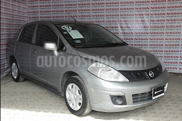 Nissan Tiida Sedan Sense usado (2017) color Gris Oxford precio $138,000