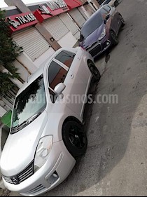 Nissan Tiida Sedan Sense usado (2015) color Plata precio $105,000