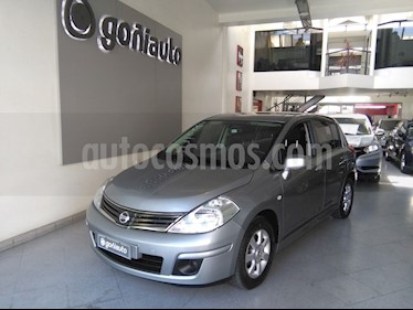 Foto Nissan Tiida - usado (2014) color Gris precio $430.000