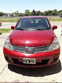 Foto Nissan Tiida Visia usado (2009) color Rojo precio $300.000