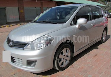 foto Nissan Tiida 1.8L Emotion usado (2012) color Gris precio $17.000.000