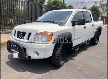 Nissan Titan CREW CAB S 4X4 AT usado (2014) color Blanco precio $210,000