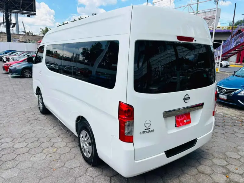 nissan urvan