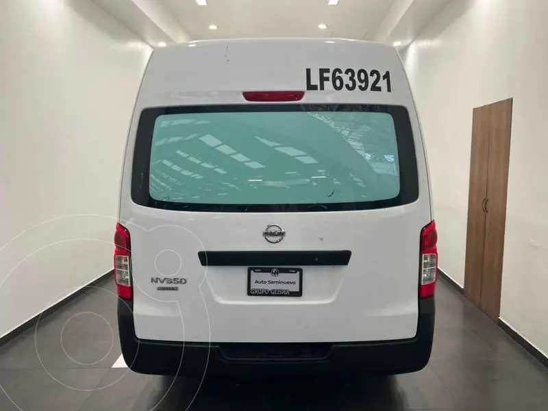 nissan urvan
