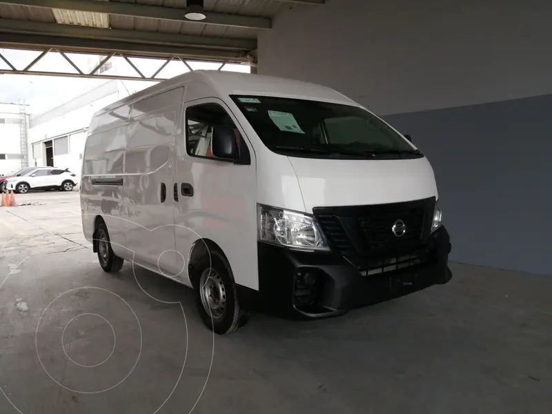 Foto Nissan Urvan Panel Ventanas usado (2020) color Blanco financiado en mensualidades(enganche $169,970 mensualidades desde $8,111)
