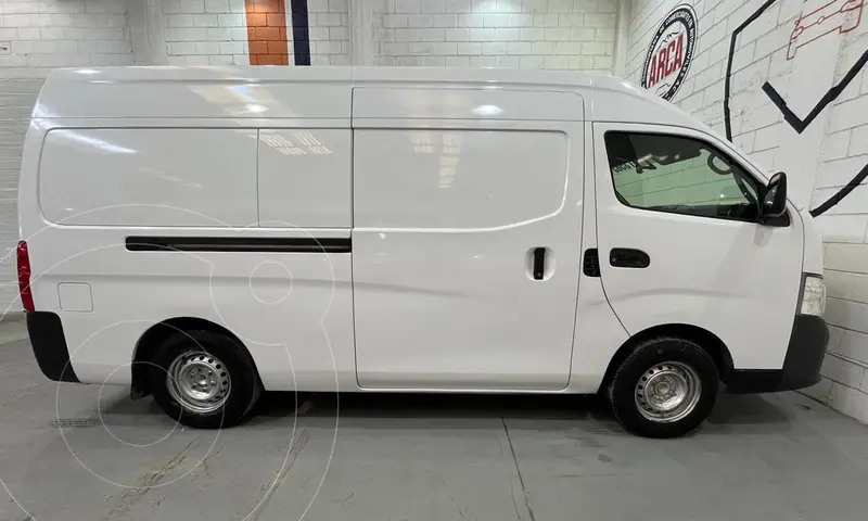 nissan urvan
