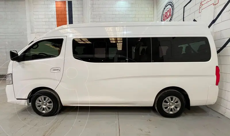 nissan urvan