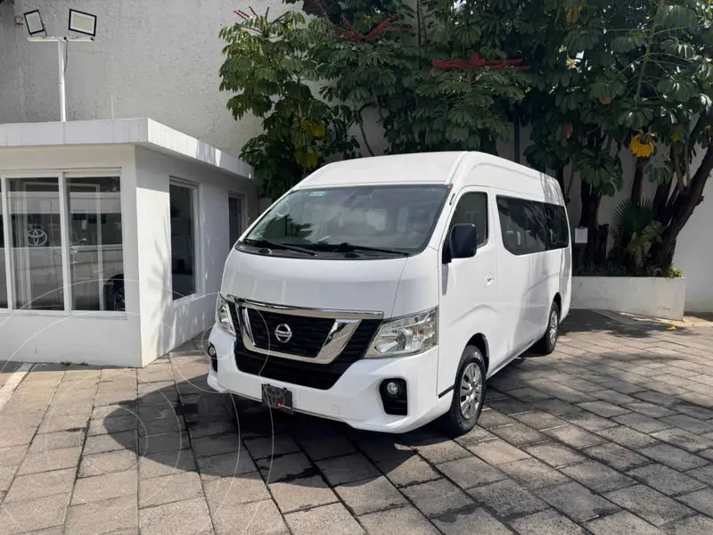 Foto Nissan Urvan Panel Ventanas Amplia usado (2022) color Blanco precio $630,000
