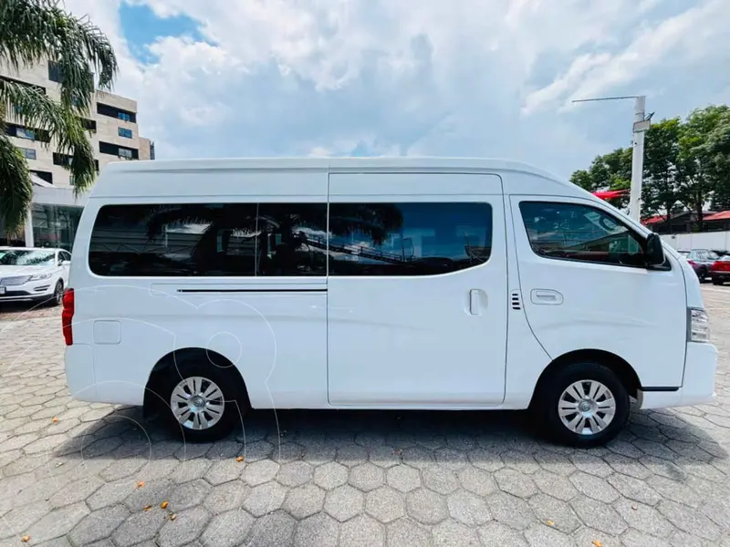 nissan urvan