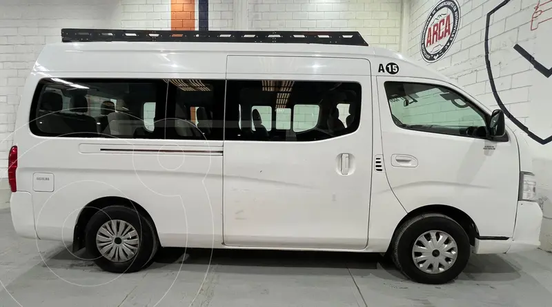 nissan urvan