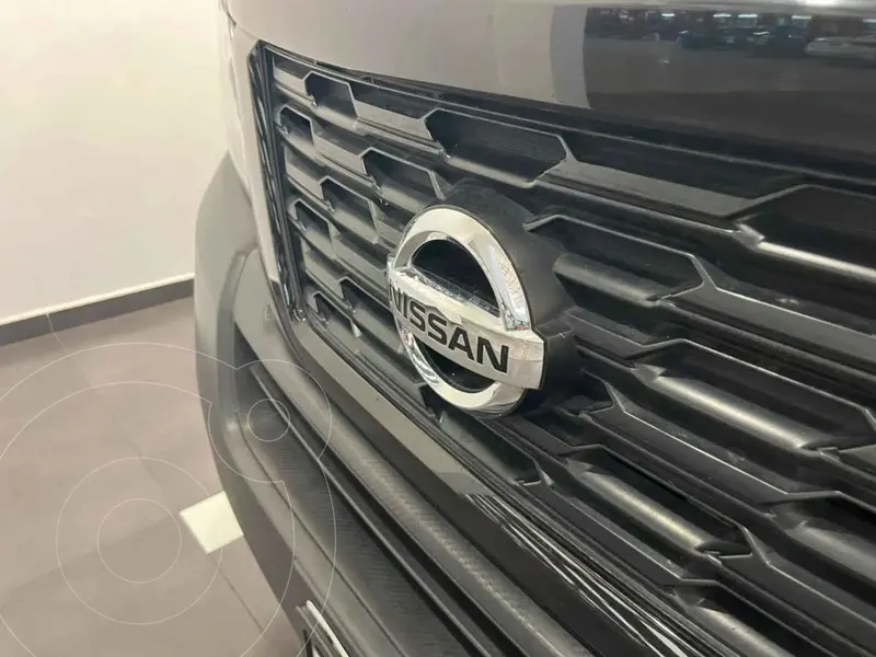 nissan urvan