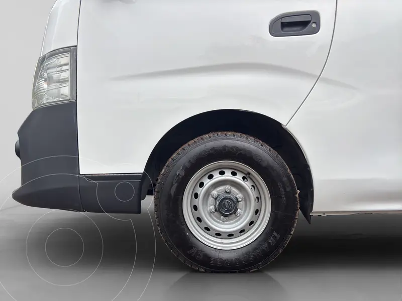 nissan urvan