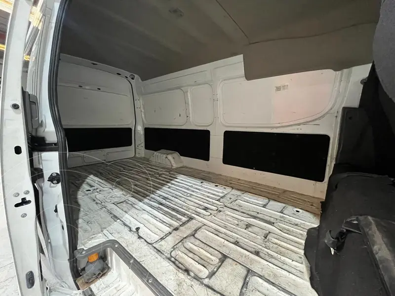 nissan urvan