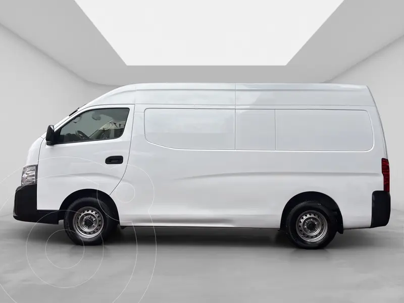 nissan urvan