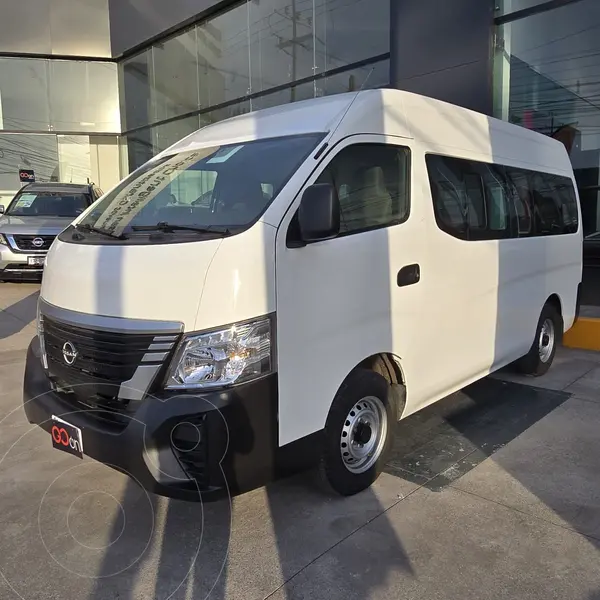 Foto Nissan Urvan Panel Ventanas Amplia usado (2023) color Blanco precio $550,000