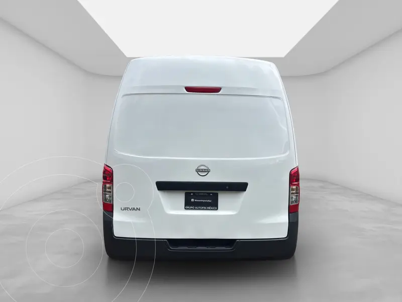nissan urvan