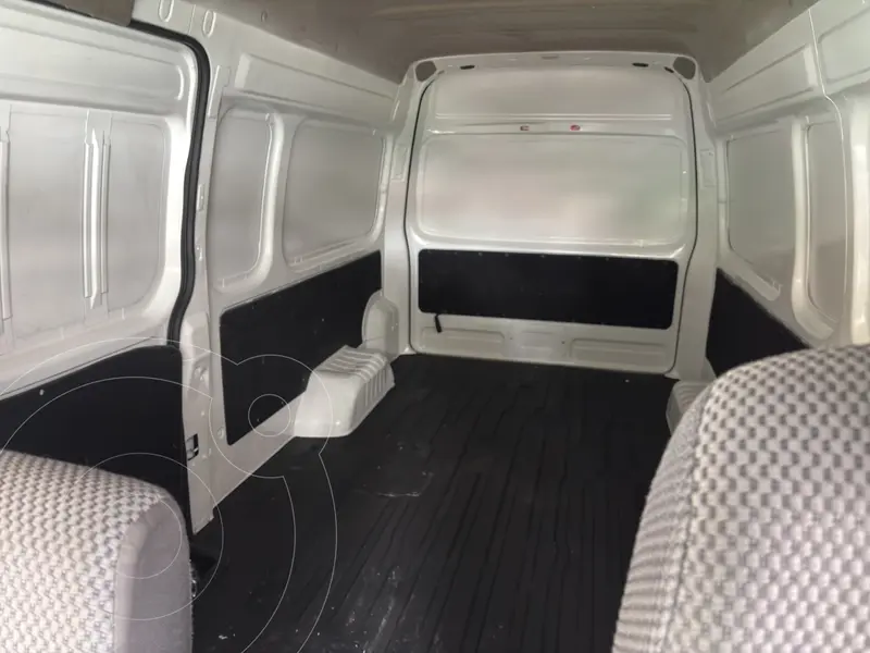 nissan urvan