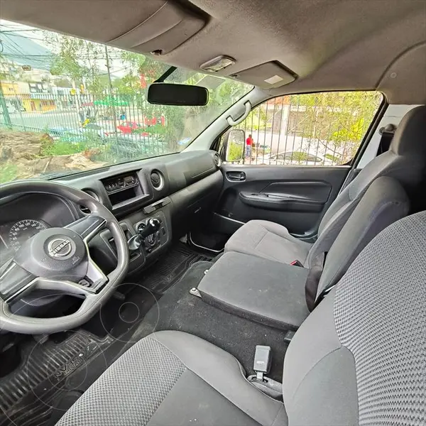 nissan urvan