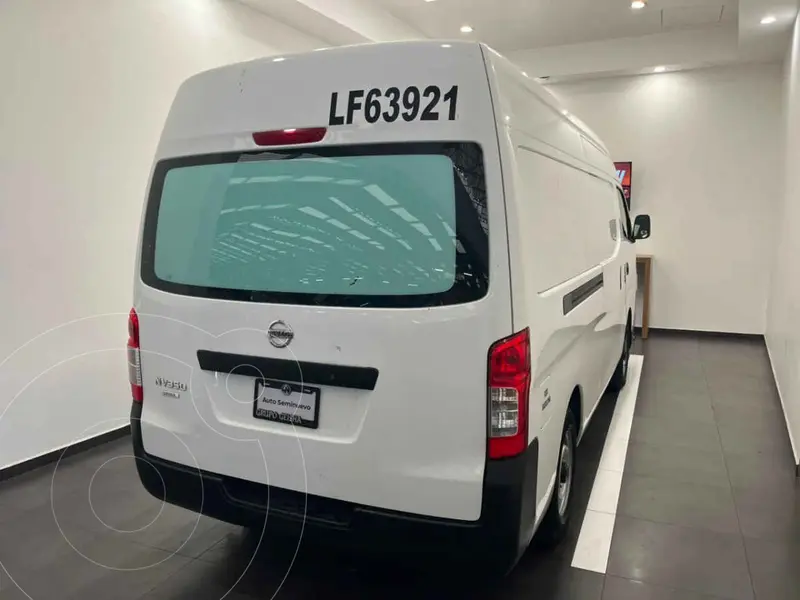 nissan urvan