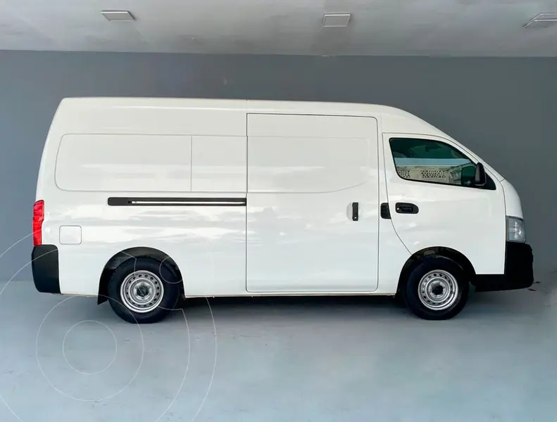 nissan urvan