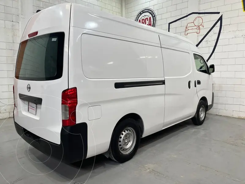 nissan urvan