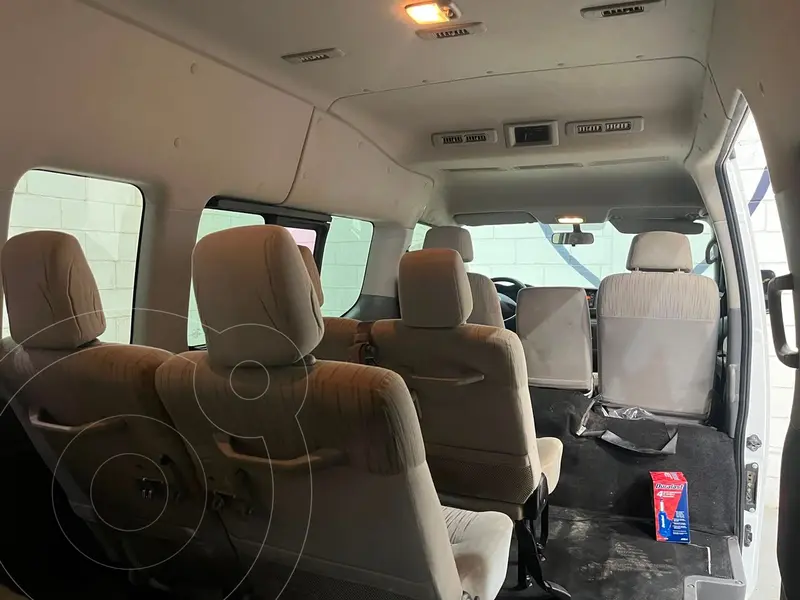 nissan urvan