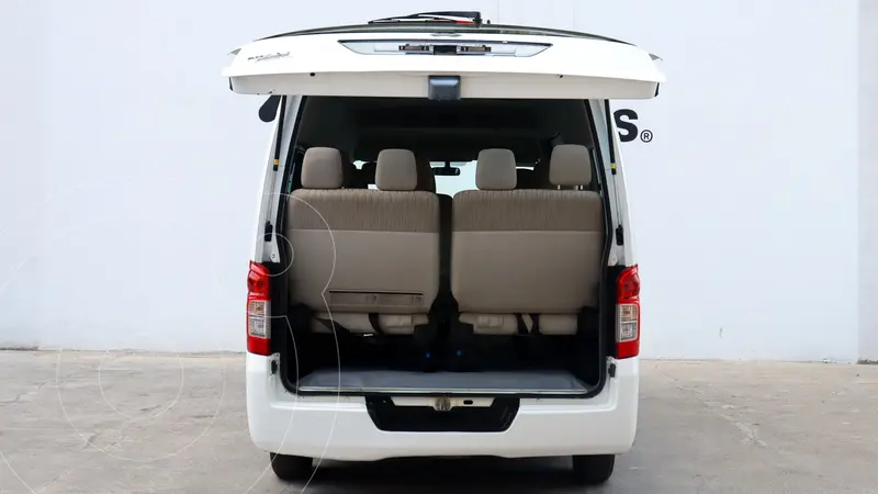 nissan urvan