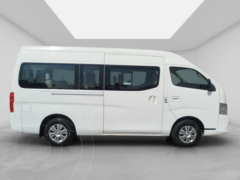 Foto Nissan Urvan 15 Pas Amplia Aa Pack Seguridad usado (2020) color Blanco precio $550,000