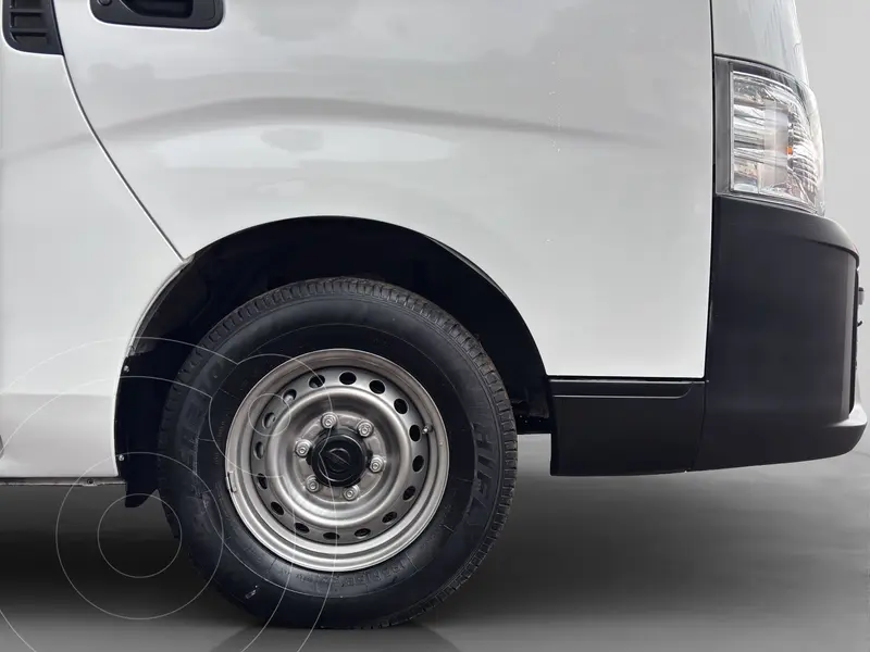 nissan urvan