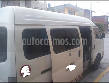 Nissan Urvan 15 Pas Amplia usado (2008) color Blanco precio $120,000