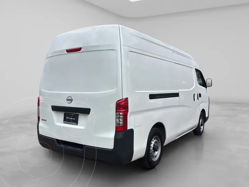 nissan urvan