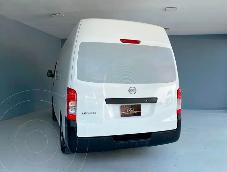nissan urvan