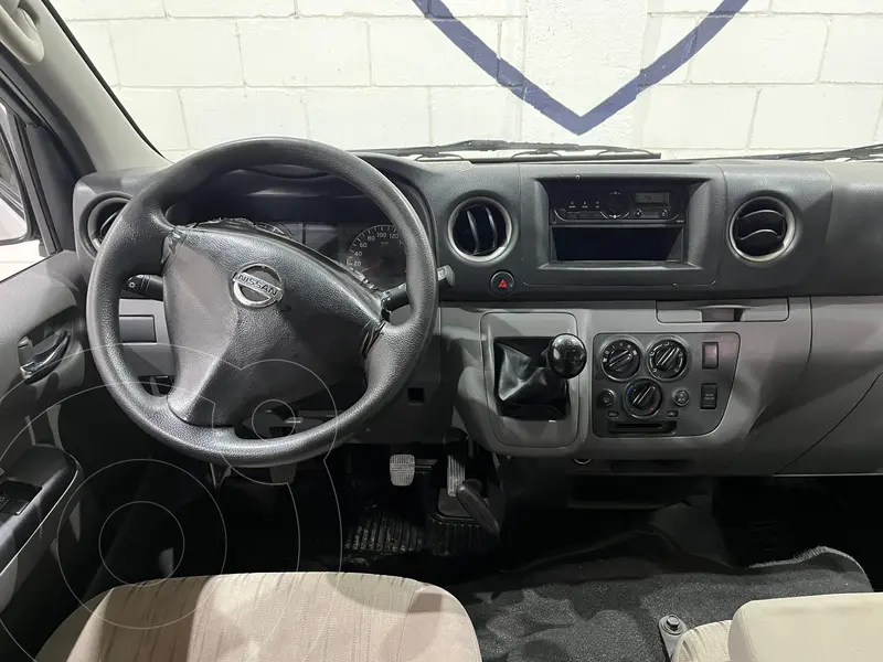 nissan urvan