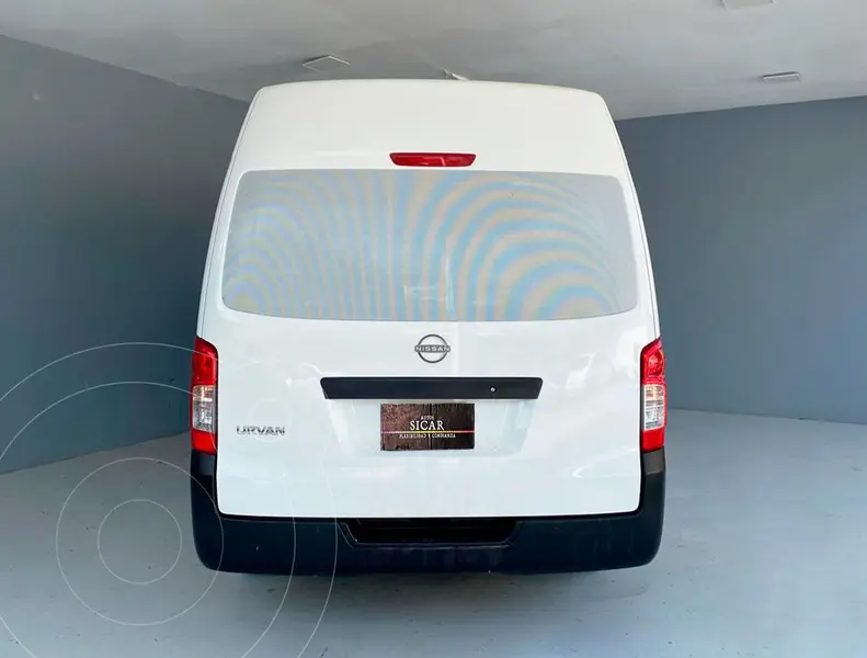 nissan urvan