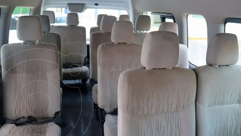 nissan urvan