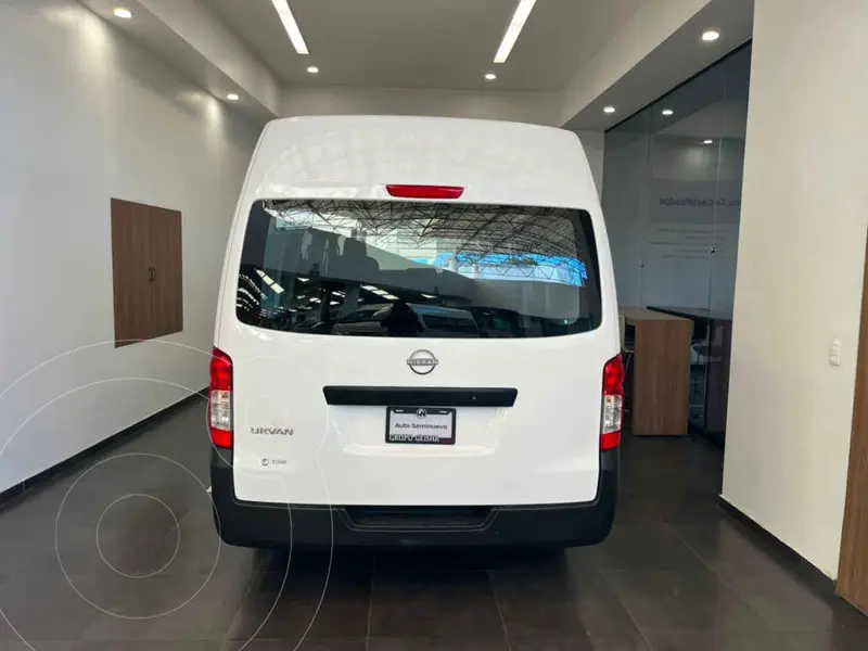 nissan urvan