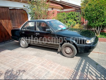 Nissan V-16 1.6 STD usado (1997) color Negro precio $950.000