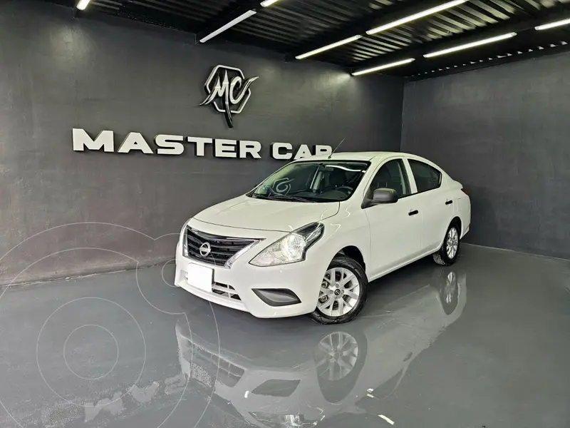 Foto Nissan V-Drive 1.6L Plus usado (2023) color Blanco precio $243,000