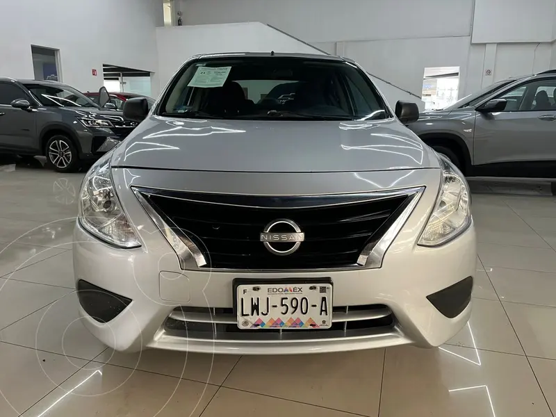 Foto Nissan V-Drive 1.6L Plus usado (2023) color plateado precio $239,000