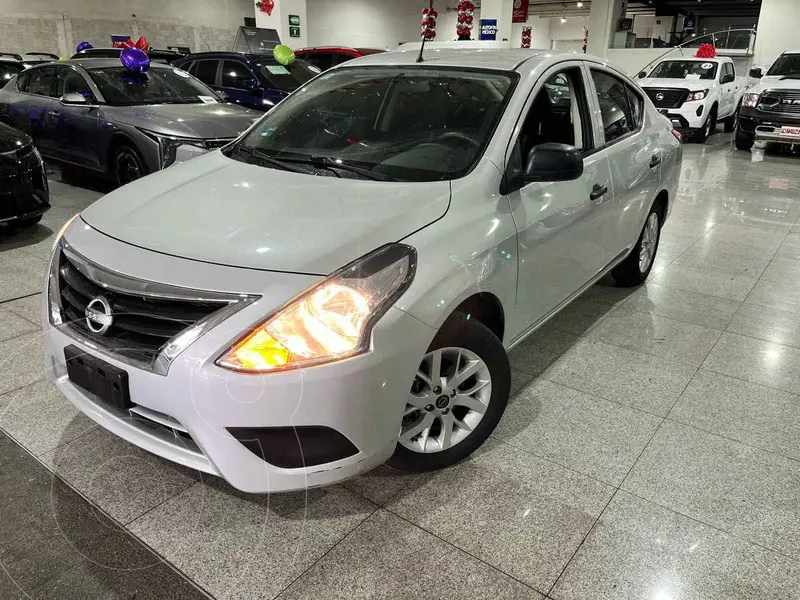 Foto Nissan V-Drive 1.6L Plus usado (2023) color Plata precio $280,000