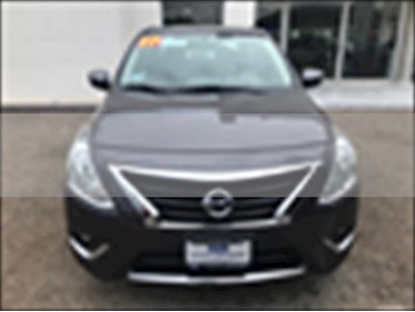 Nissan Versa 4P ADVANCE L4/1.6 AUT usado (2017) color Gris precio $185,000