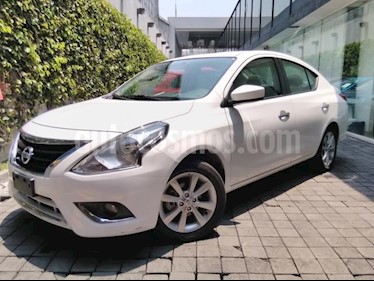 foto Nissan Versa 4p Advance L4/1.6 Aut usado (2018) color Blanco precio $209,000